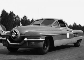 ZIS-112: Nõukogude Ferrari